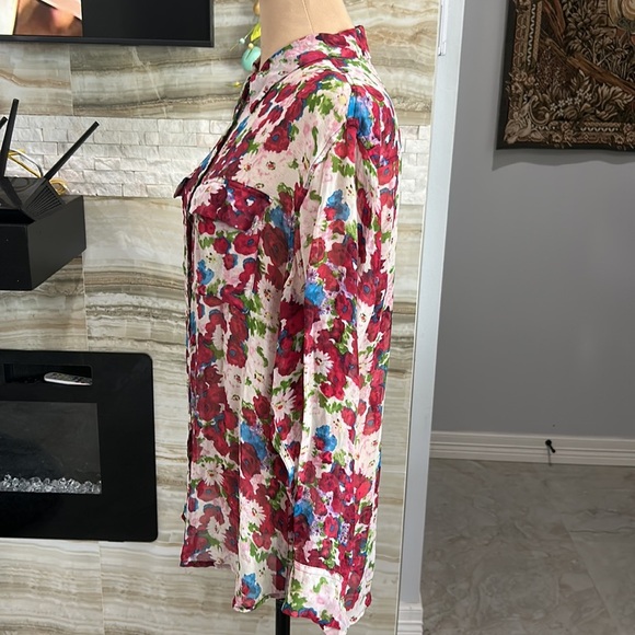 Equipment Femme Floral 100% Silk Long Sleeve Top. Size L - Picture 4 of 11